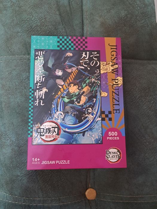 Манга, значки, фигурки