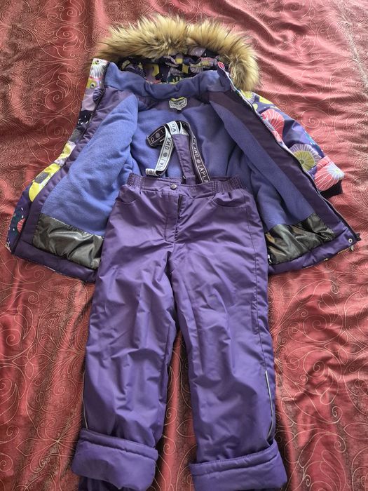 Продам зимний комплект на девочку.