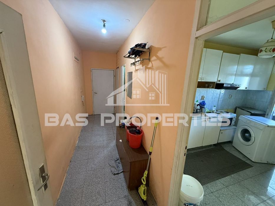 Продава се Четиристаен апартамент в София, Люлин 9 - 107 кв.м за 2057 €/кв.м - Снимка #7