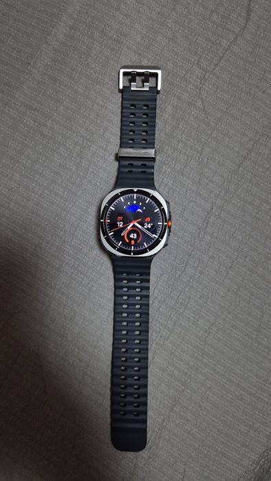 Продам Samsung Galaxy Watch Ultra