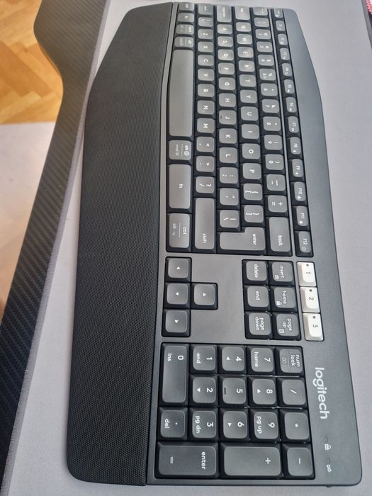 Мишка Logitech g pro и клавуатура k850(100евро комплект)