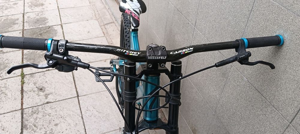 Даунхил Specialized big hit  fsr  26 цола продавам