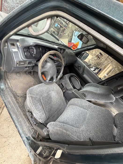 Mitsubishi Pajero 2.8 На Части