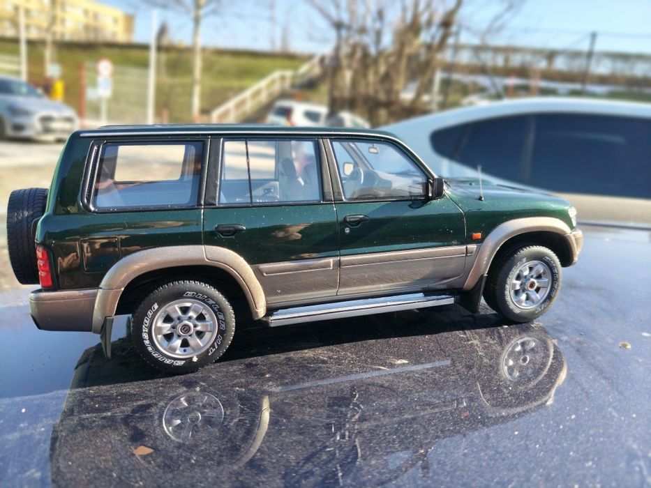 Macheta Nissan Patrol Y61 1/18