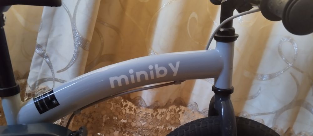 Продам велосипед для ребенка miniby