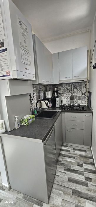 Apartament de vanzare cu terasă și beci, gata de utilizare
