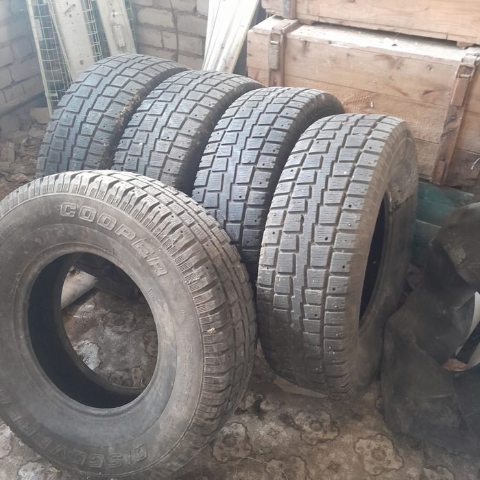 Продам шины 265/75 R16