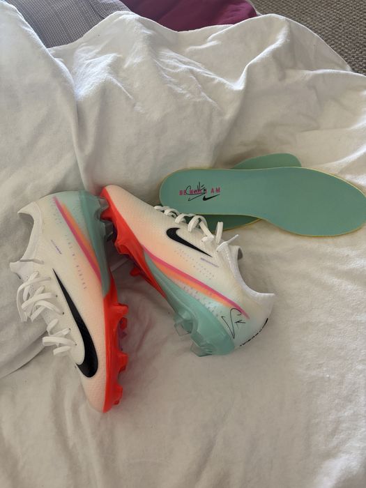 ghete de fotbal nike marime 40