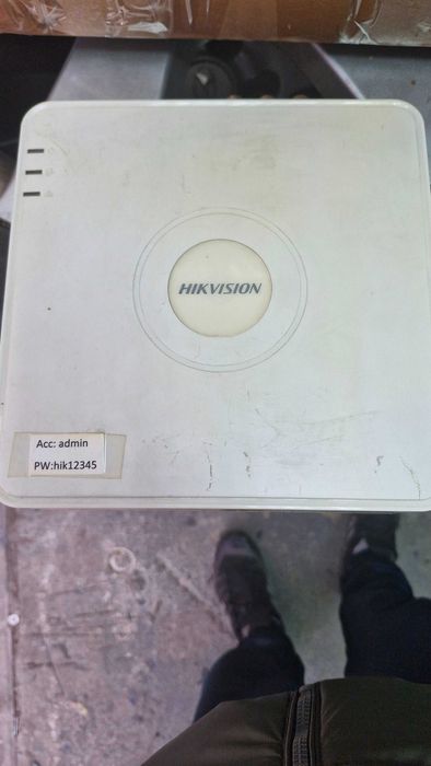 DVR Hikvision 4 канален