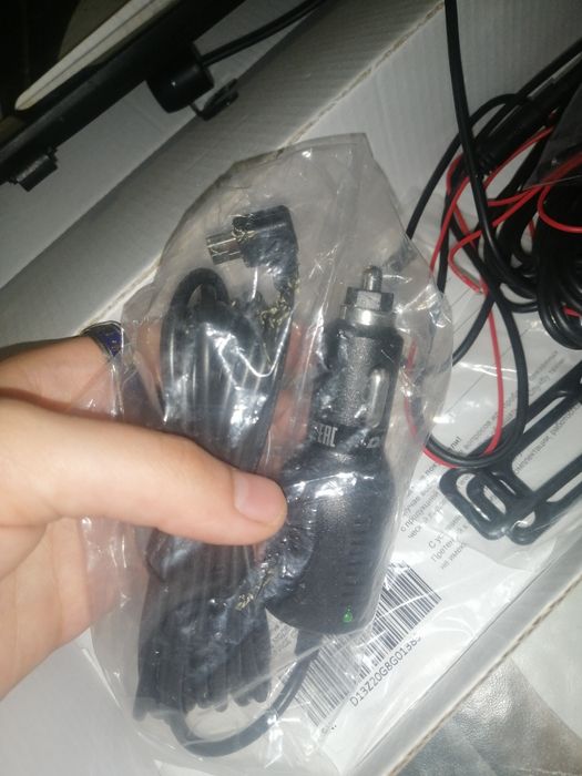 Videoregistrator rossiyaniki sifati yaxshi hali ishlatilmagan yangi