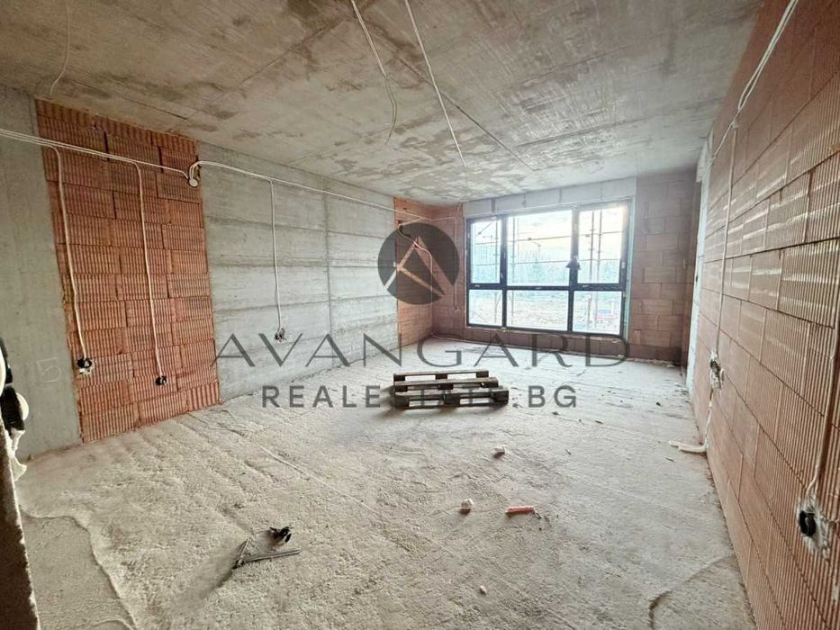 Продава се Тристаен апартамент в Пловдив, Тракия - 127 кв.м за 925 €/кв.м - Снимка #1