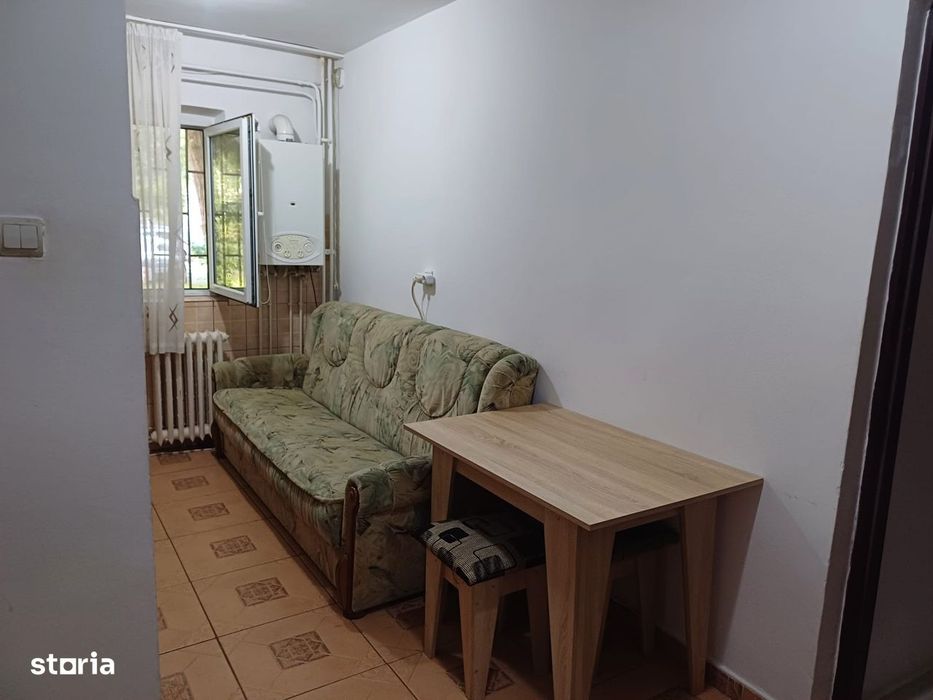Apartament de inchiriat, 2 camere, decomandat, pet friendly