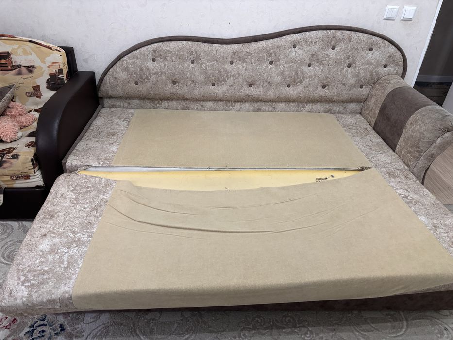 Продам тахта двухместная