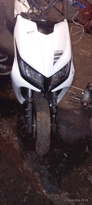 Продам скутер м8