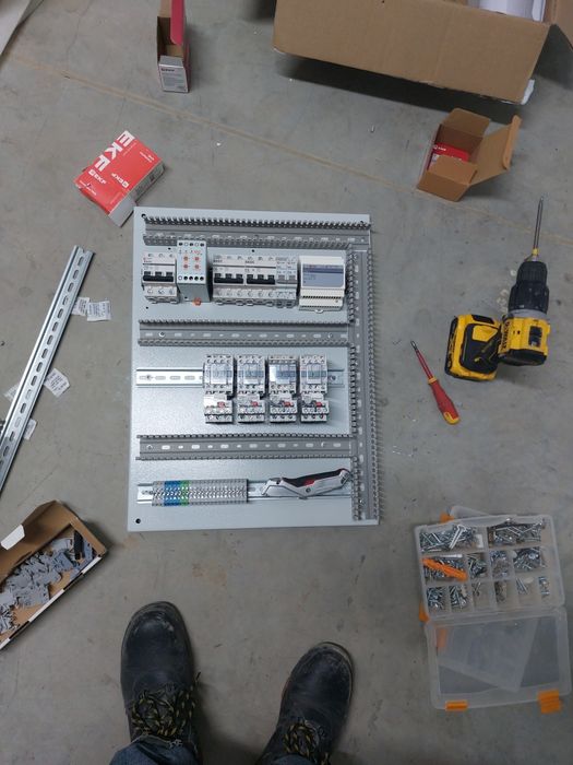 Услуги электрика 24 /7