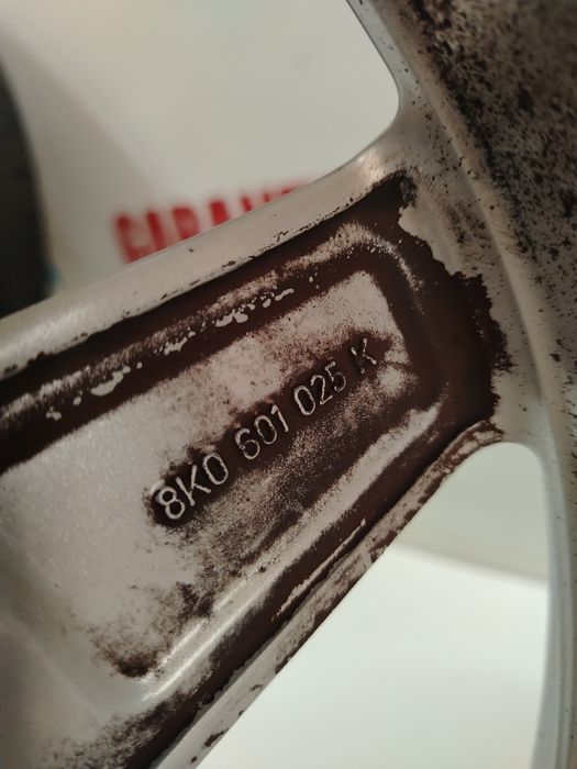 Jante Aliaj Audi A4 B8 A5 R17 225 50 Orginale Anvelope vara ET 45 7.5J