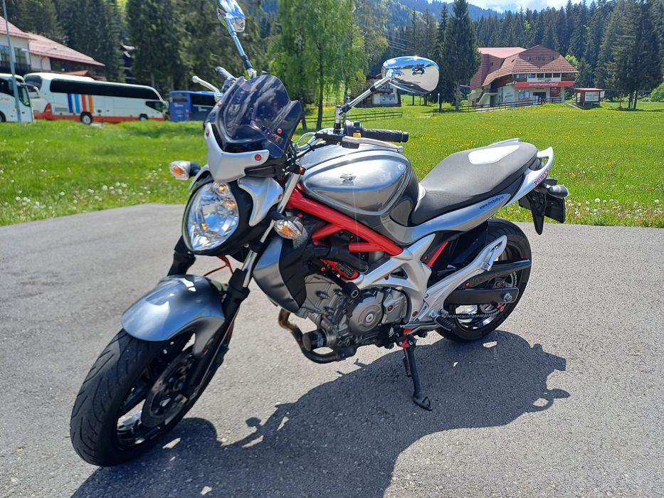 Suzuki Gladius Sv650,km 9430,bonus geaca moto!