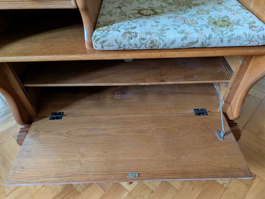 Bancheta vintage din lemn masiv