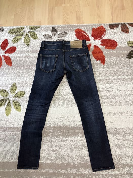 Blugi dsquared albastru inchis