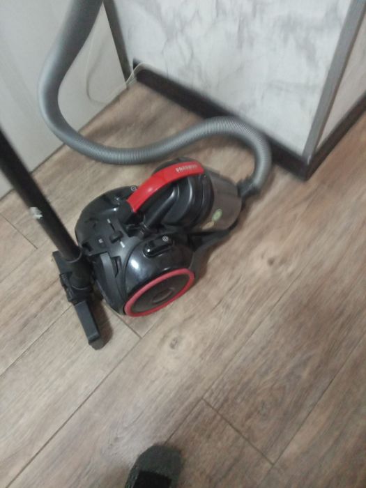Продам пылесос..