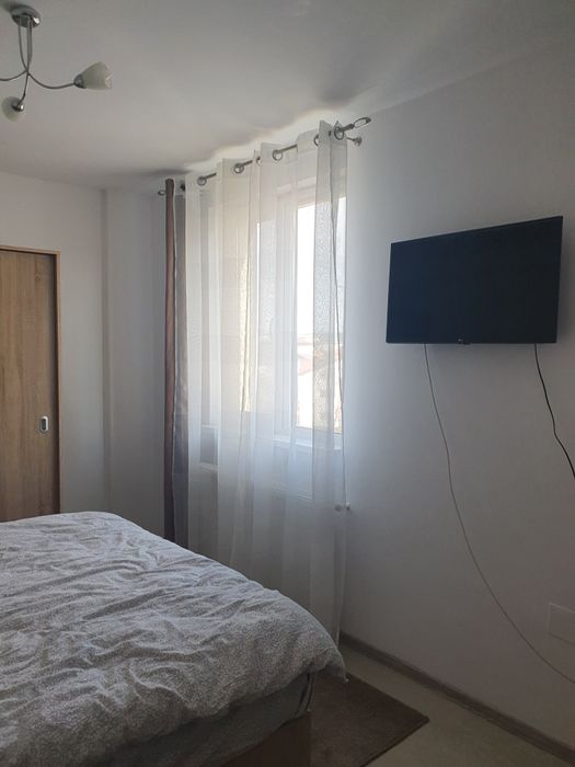 Inchiriere 2 camere Dimitrie Leonida