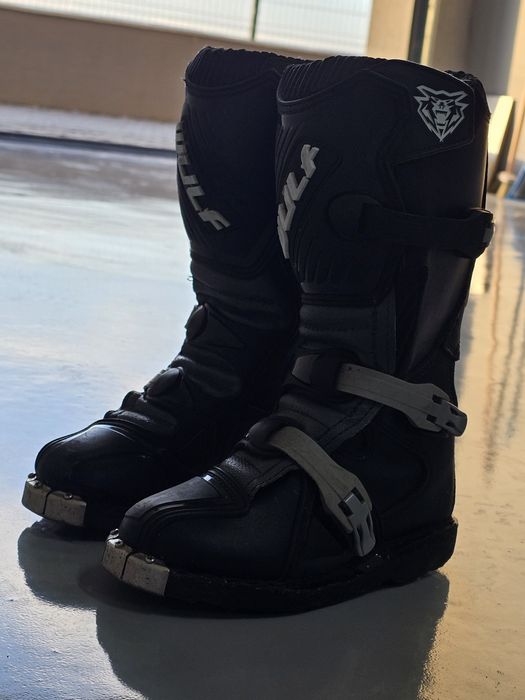 Кросови ботуши за дете 32 номер