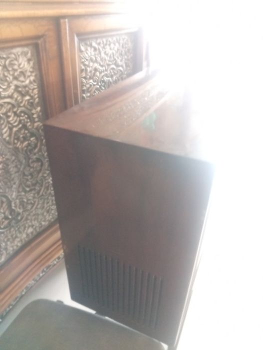 Ретро радио шкаф philips – лампов звук и стерео