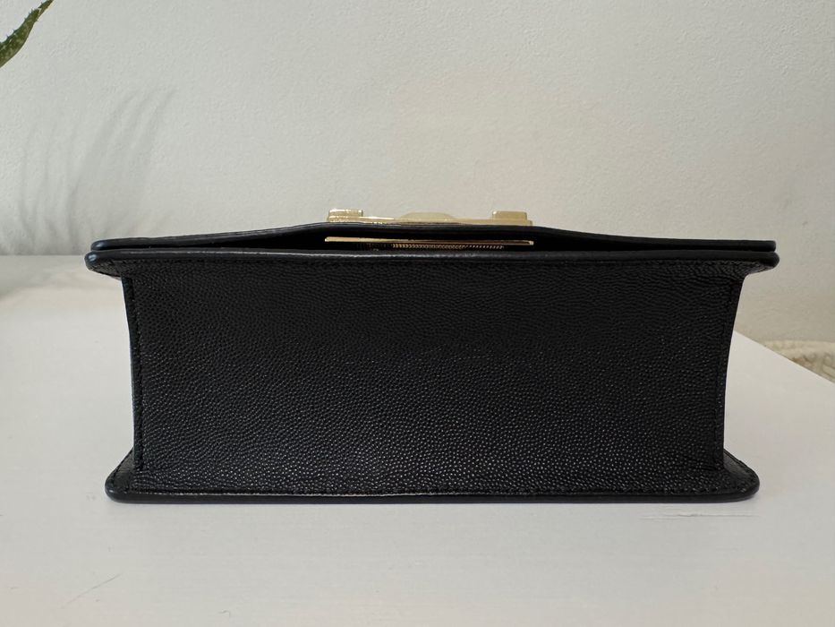 Черна кожена чанта Furla