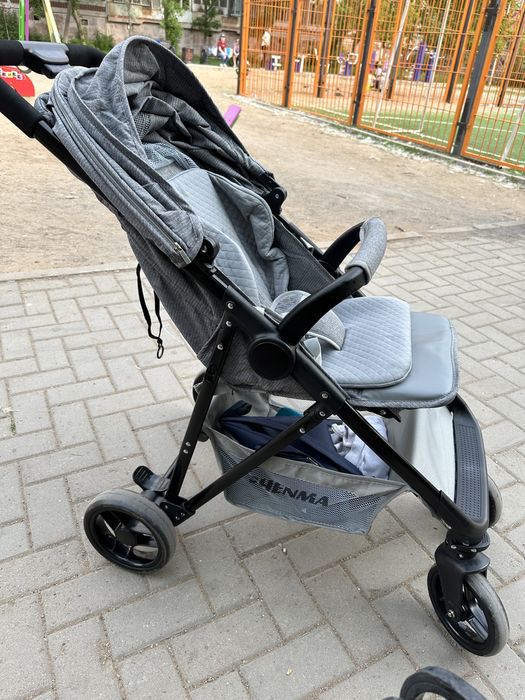 Прогулочная коляска на лето