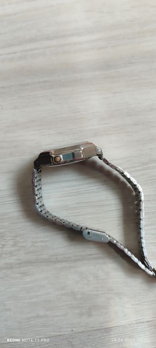 Часы электронные