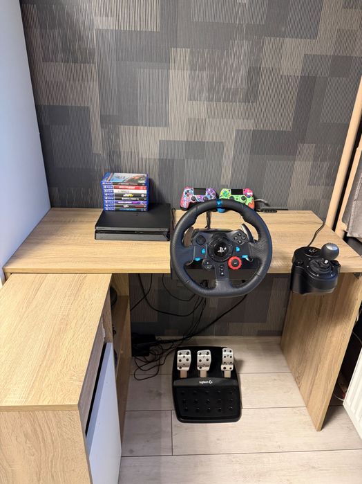 PS4 + Logitech g29 + Logitech shifter + 8 игри