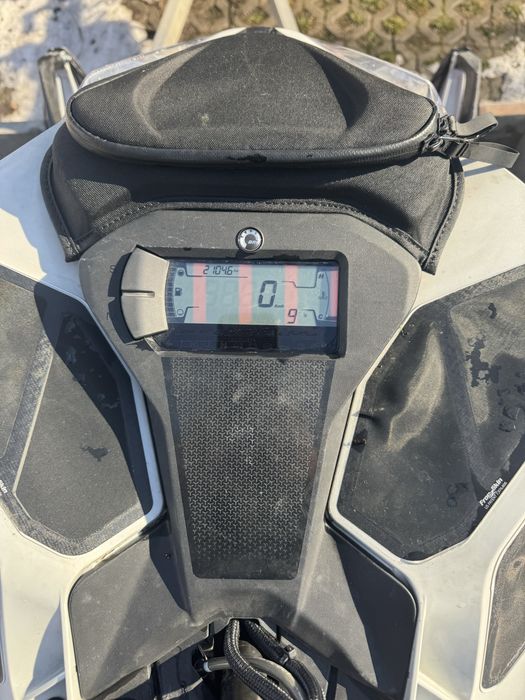 Vand Ski doo Summit X Turbo 154