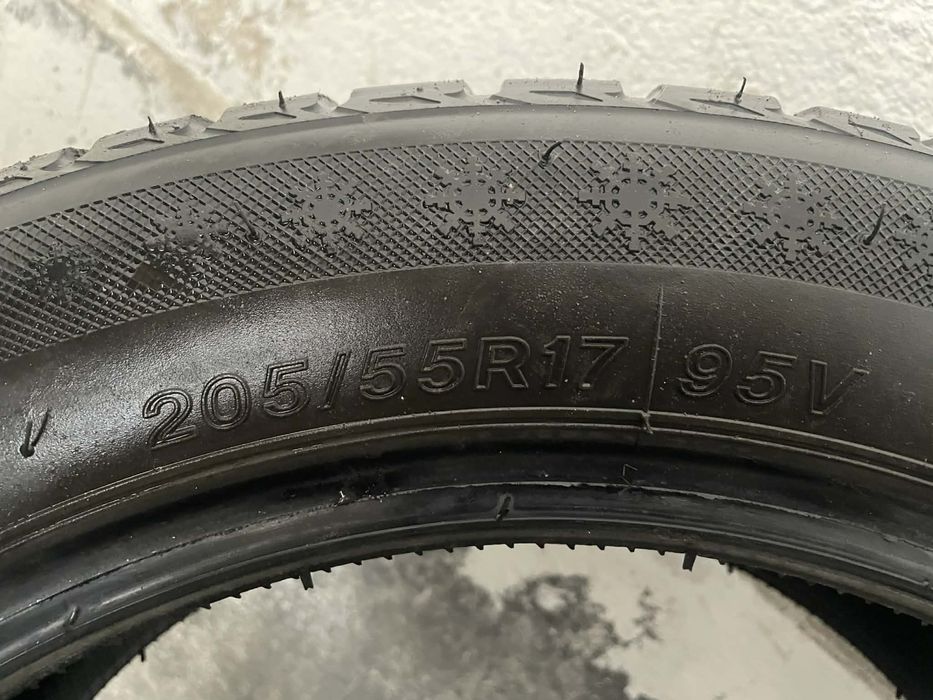 4 зимни гуми Lassa 205/55/17 2021г.