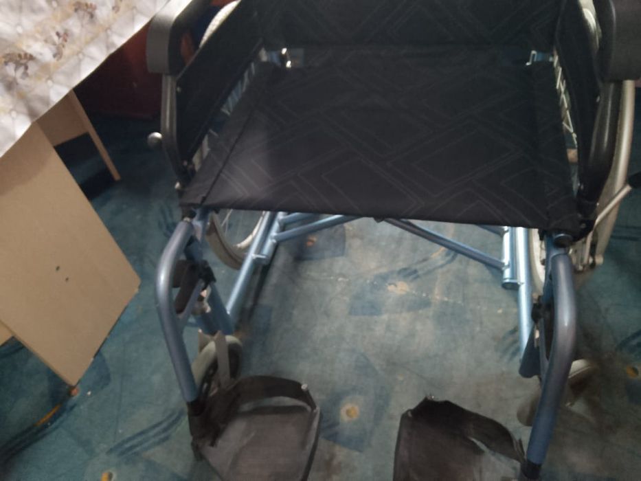 Инвалидная коляска