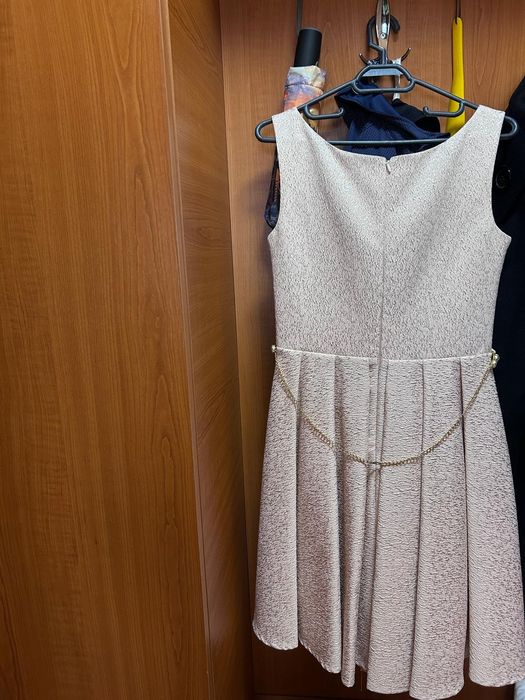 Vând rochie eleganta mărimea 38