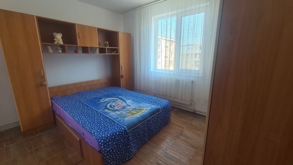 Vînd un apartament în Parcul octogon