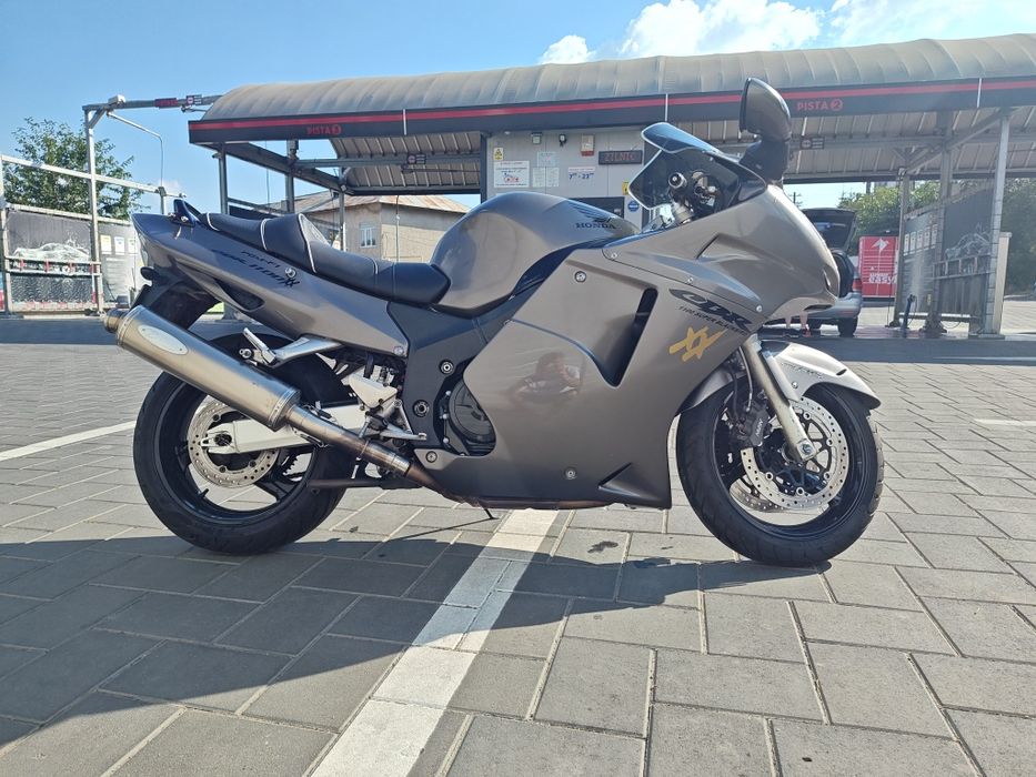 Vând Honda CBR 1100 XX