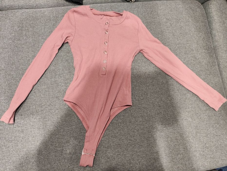 Продам вещи на молодёжь