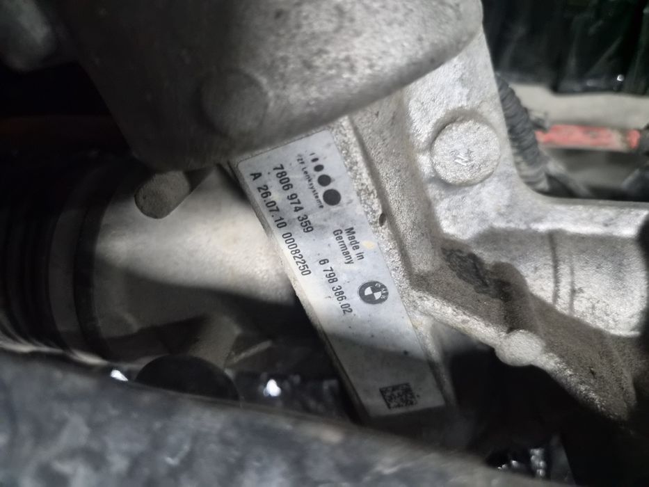 Caseta direcție bmw f10