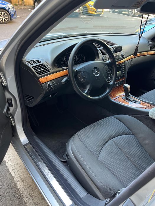 MERCEDES-BENZ E-Class 2004 — imagine 5