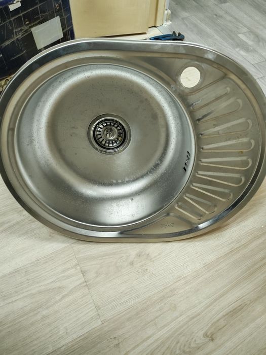 Продам мойку почти новая