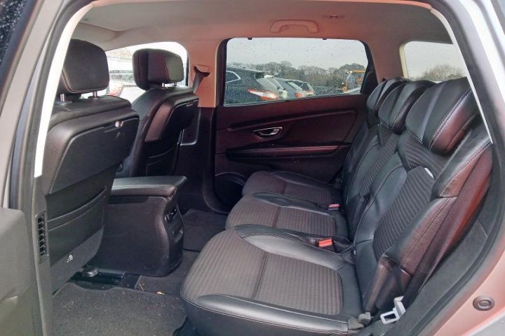 Dezmembrez Renault Grand Scenic 4 [2016 - 2020] Minivan 1.5 dCi EDC (