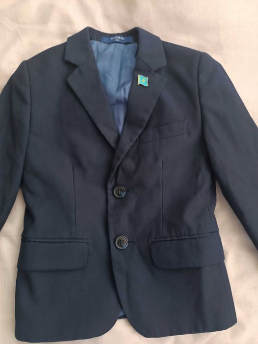 Школьный пиджак на мальчика