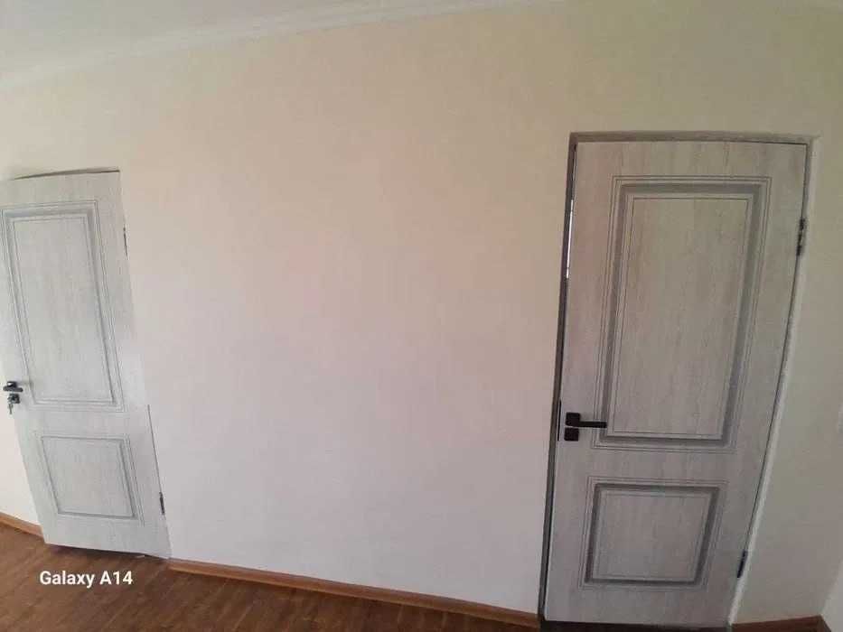 Hovli (dacha) sotiladi — gaz, svet va suv bor
