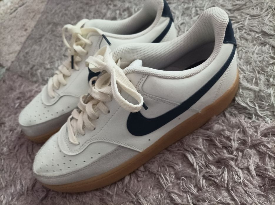 Оригинални Nike естествена кожа !
