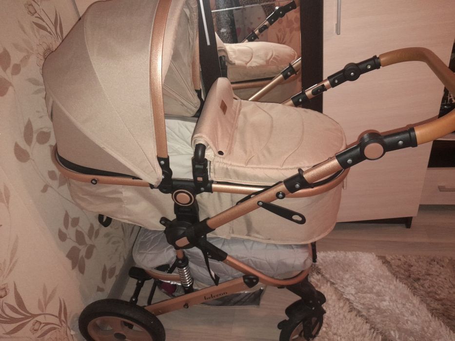 Продам  Коляску Фирма belecoo