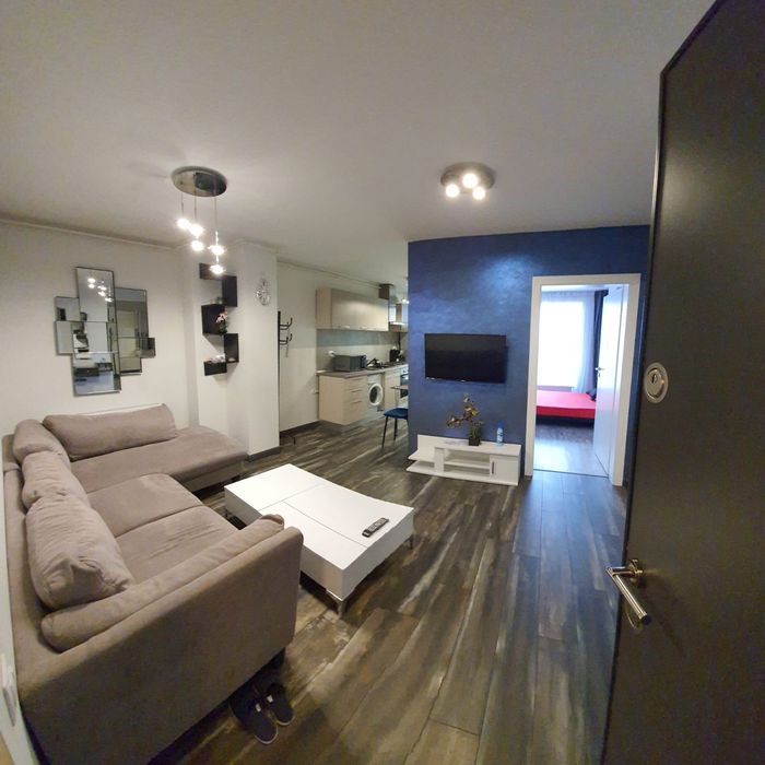 LIBER DE AZI  Cazare in regim hotelier ap 2 cam zona Iulius