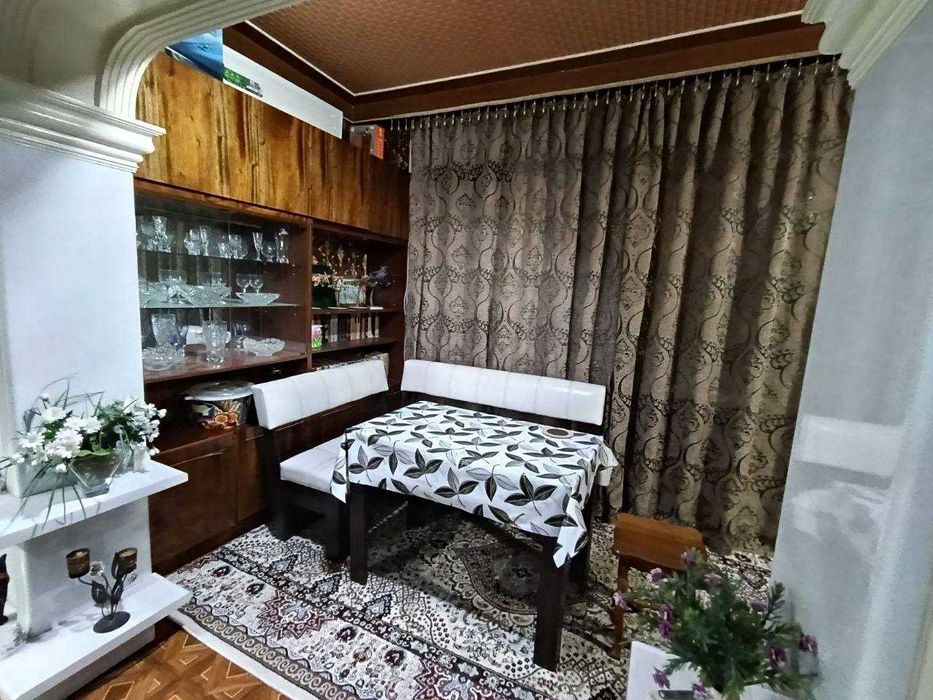 Тузель-1 квартал 4/3/5 удвоенный зал 92 кв.м. среднее состояние (М)=