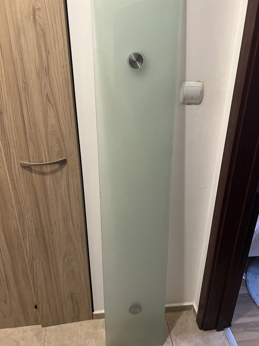 Продавам кухненски стъклен бар плот