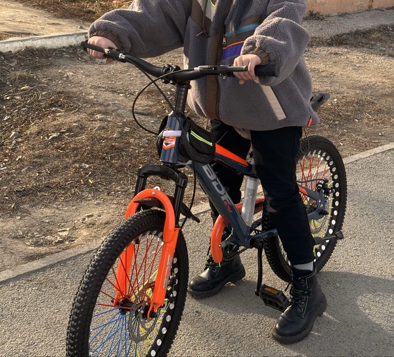 Продам велосипед детский диаметр колес 20